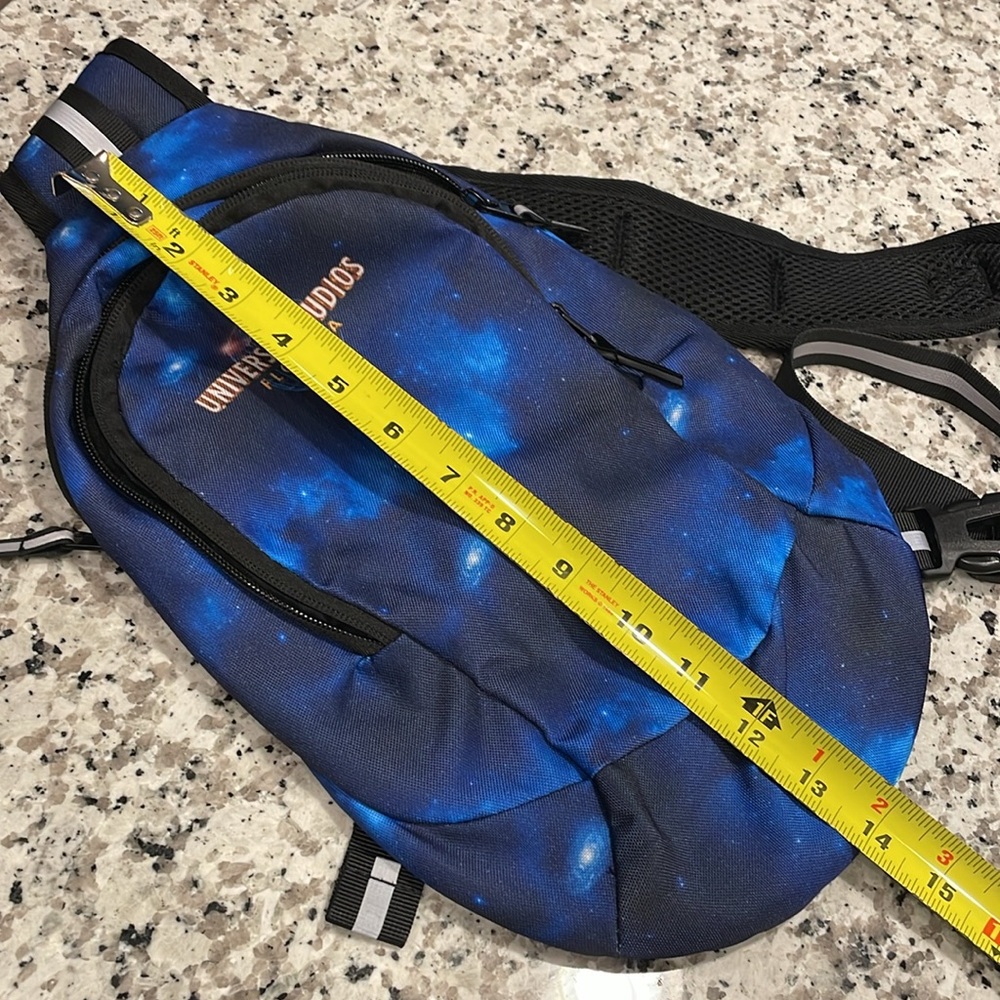 Universal Studios space dye blue sling bag with reflective strap unisex NWOT - Picture 11 of 11